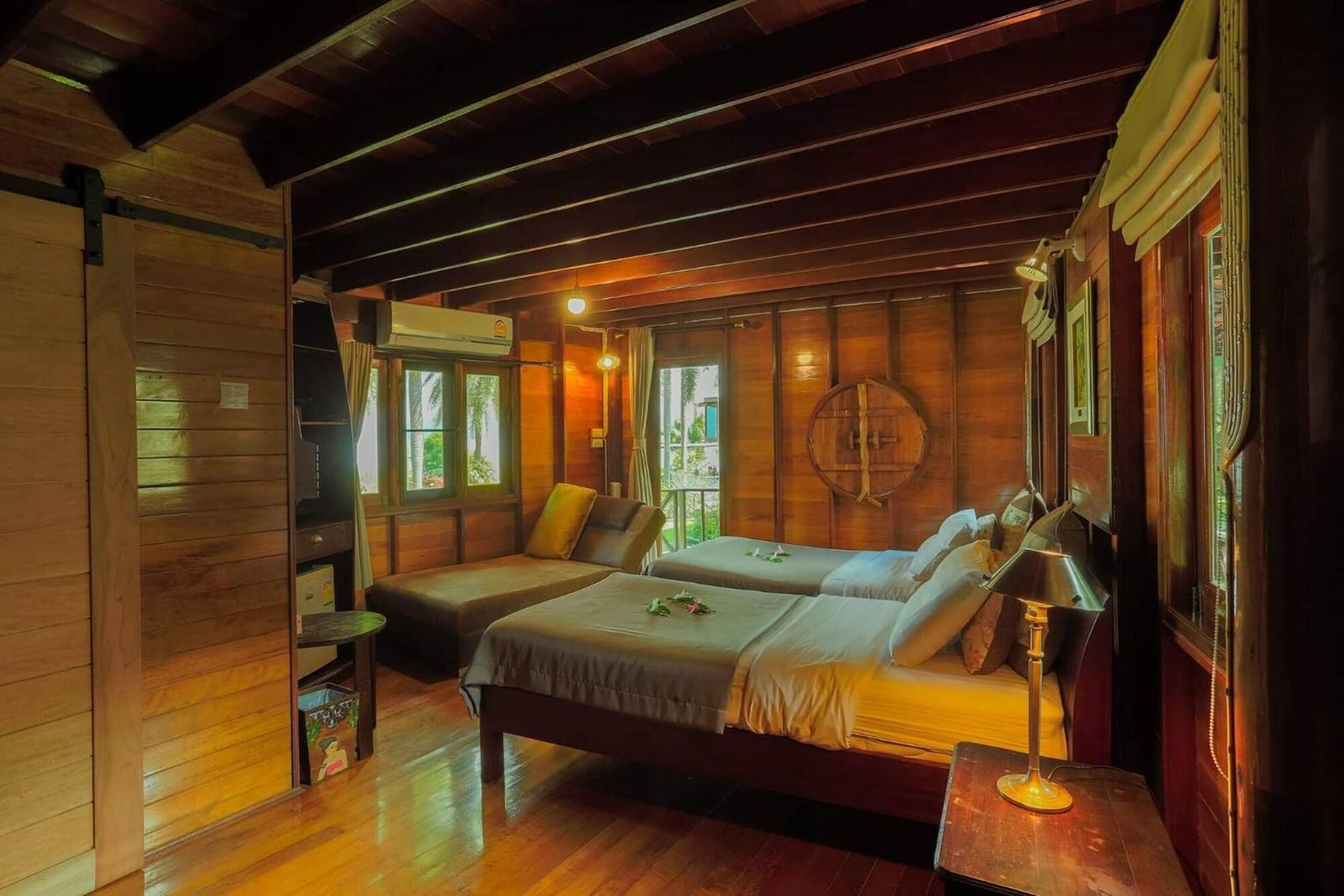 Kaengkrachan Boathouse Paradise Resort Kaeng Krachan Exterior foto
