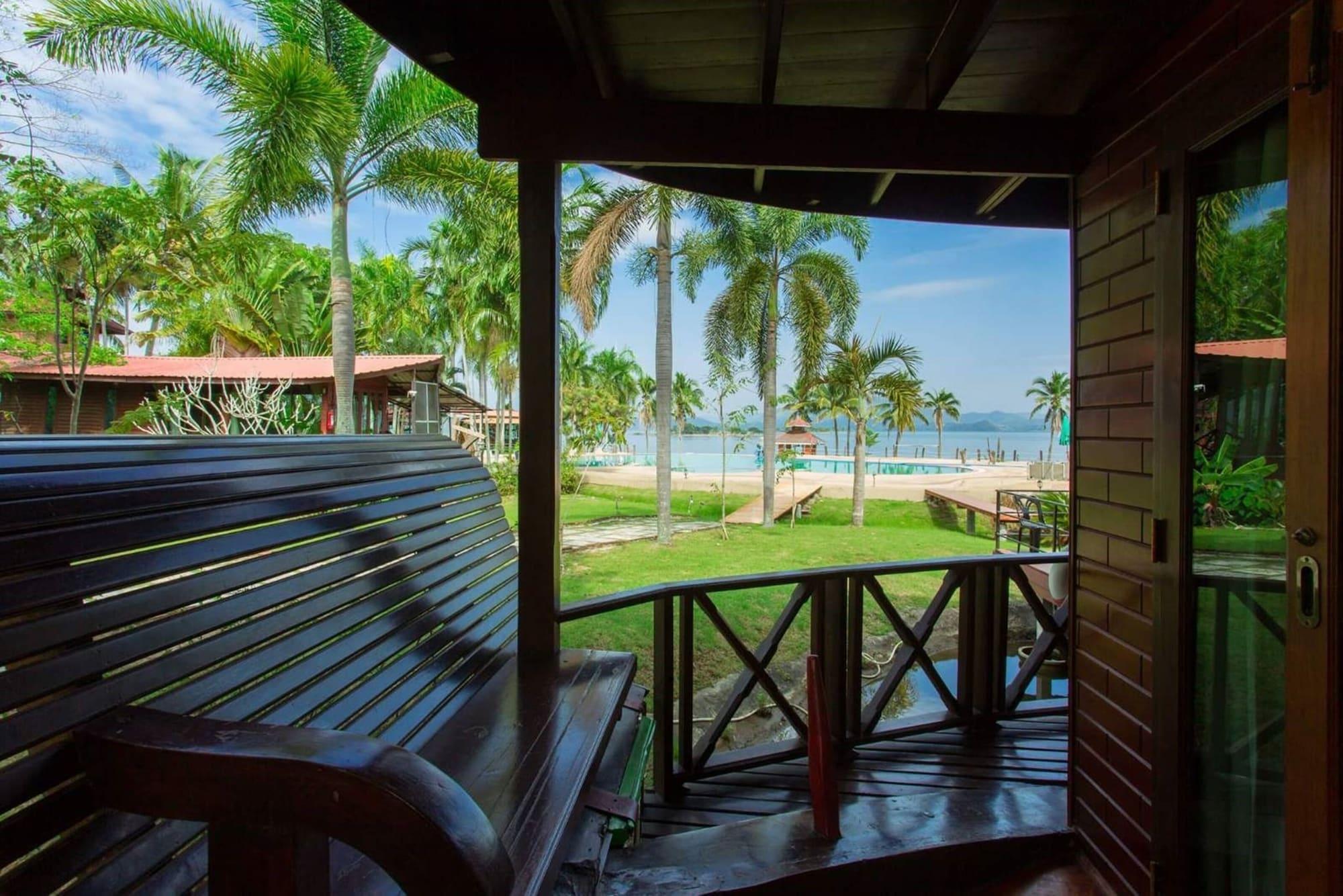 Kaengkrachan Boathouse Paradise Resort Kaeng Krachan Exterior foto